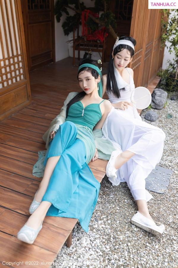 陆萱萱  [XiuRen]高清写真图 2022.04.29 No.4952 唐安琪&陆萱萱第5张图片